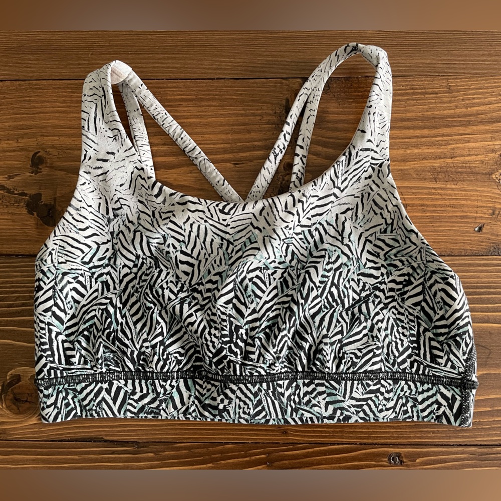 Lululemon • Energy Sports Bra • Size 6